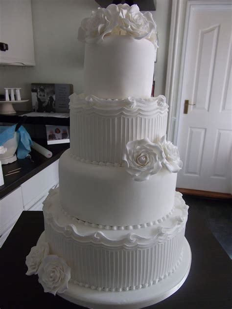 The Lily Rose Cake Co White Wedding Cake