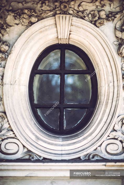 Baroque Style Window — Building Architecture Stock Photo 171165048