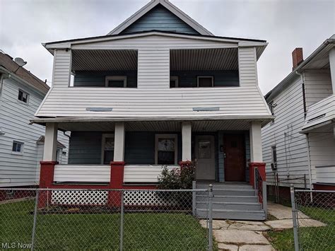 3135 W 58th St Cleveland Oh 44102 Mls 5018365 Zillow