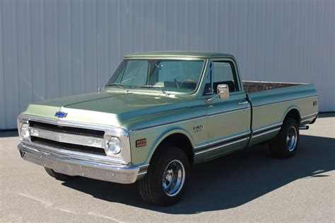1970 Chevy C 10 Truck Fully Restored 350 Gorgeous Classic Promenade