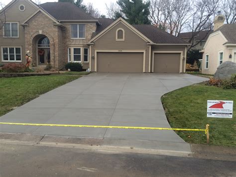 When it comes to fuel spills, regular unleaded gasoline will not harm the asphalt instantly. Minneapolis Concrete Driveways | Concrete Aprons | Asphalt ...