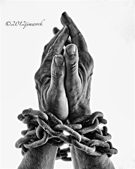 Pin By Musha Khan On Chains In Hand Photography Jesus Drawings Hand Art