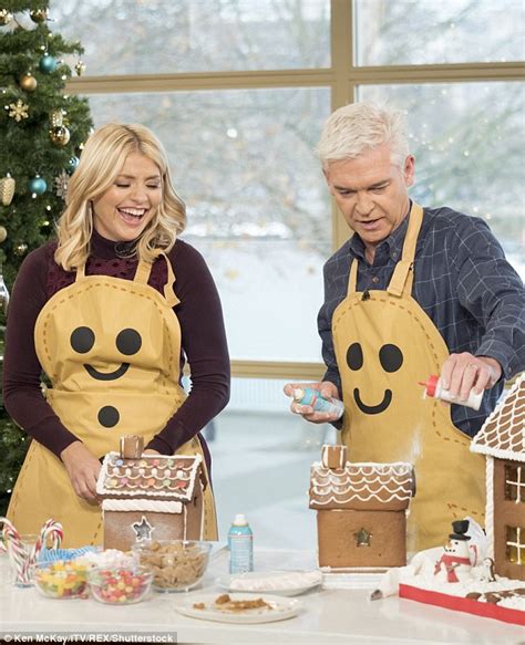 Holly Willoughby And Phillip Schofield Bake Inside This Mornings