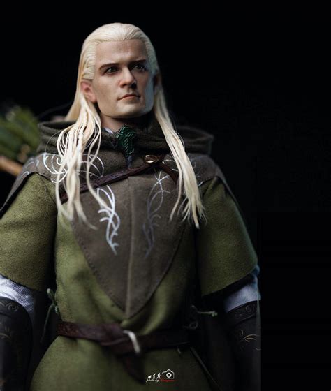 Asmus Toys The Lord Of The Rings Legolas 16 Scale Figure Figround