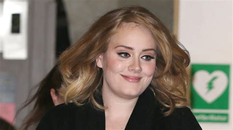 Adele Sips Wine Talks Feminism Like The Boss Lady She Is Huffpost