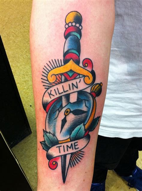 Click here to visit our gallery: Tatouage tattoo dague 14 - Inkage