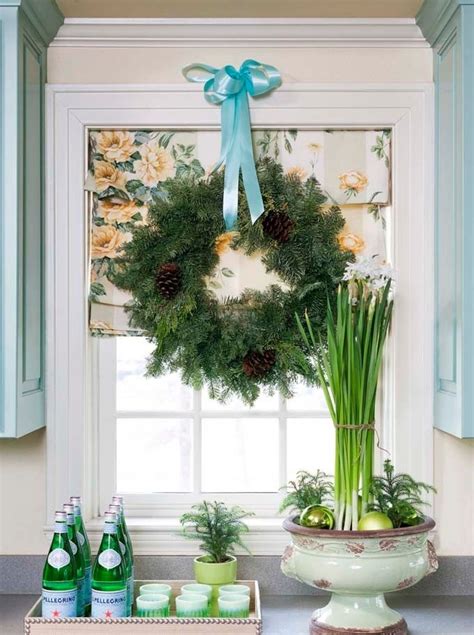Decoration bedroom, home decor bedroom, diy home decor, bedroom ideas, bedroom inspo, scandi bedroom, men bedroom, cottage bedrooms, bedroom colors. 55 Awesome Christmas Window Décor Ideas | DigsDigs