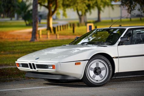 17 Photos Of A Seriously Stunning 1981 Bmw M1 Airows