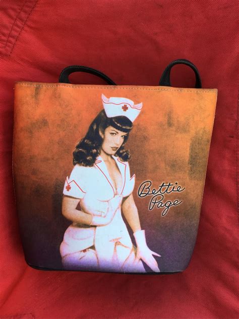 Bettie Page Hollywood Actress Model Pin Up Queen Cosm Gem