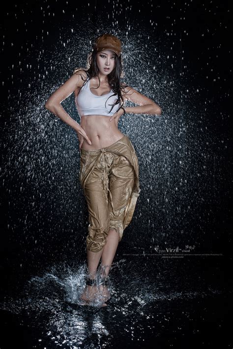 Foto Cewek Asia Park Hyun Sun Get Wet