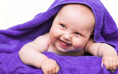 Babies Best Wallpapers Downloads × Laughing Baby Funny