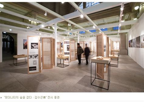 Yo2 architects(김영준도시건축)는 1998년 건축가 김영준에 의해 설립되어, 현재까지 건축과 도시에 관심을 가지고 다양한 프로젝트를 진행하고 있다. 오래된 기차역에서 떠나는 문화 여행