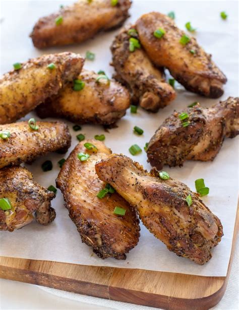 Cooking asian at home for him is a little intimidating. Black Pepper Garlic Chicken Wings | Garlic chicken wings ...
