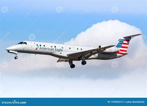 American Eagle Embraer Erj 145 Airplane At New York Jfk Editorial Stock