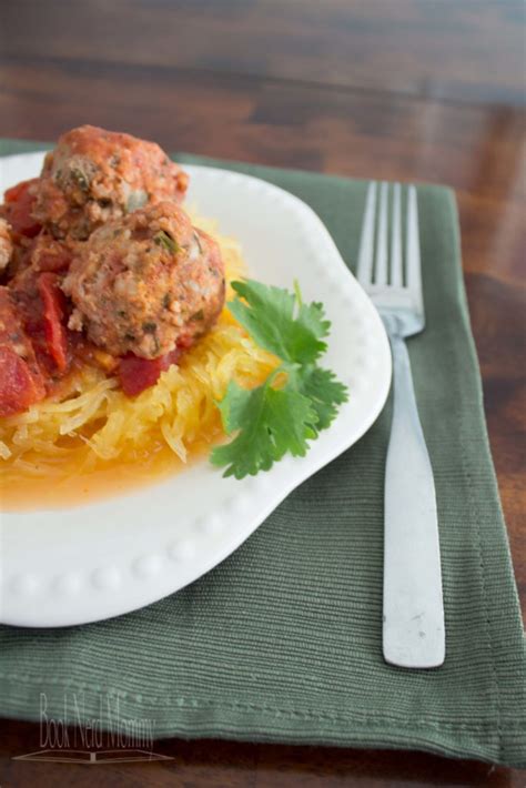 Spaghetti Squash Spaghetti With Turkey Meatballs · Book Nerd Mommy