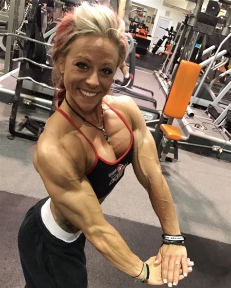 Pin By Savage O On Ripped Ladies Workout Pictures Women Bodybuilder