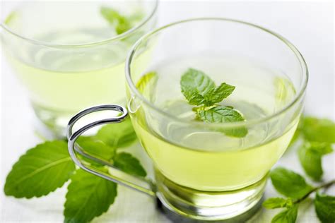 How To Make Fresh Mint Tea 3 Top Recipes