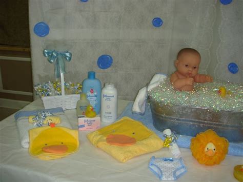 Duck party cake ideas, duck dessert table, duck party decorations and supplies, invitations and favors for a memorable duck baby shower party, games, free party printables @ www.babyshowerideas4u.com. Baby Duck Decorations | Best Baby Decoration