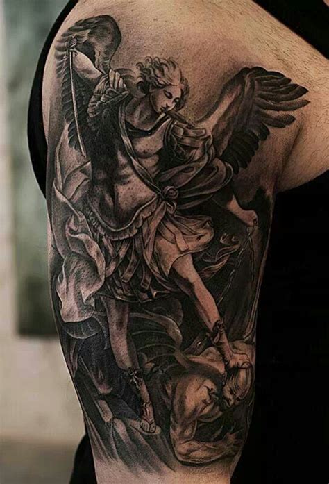 Tatuajes De San Miguel Arcangel Estatua Del Arcangel San Miguel A