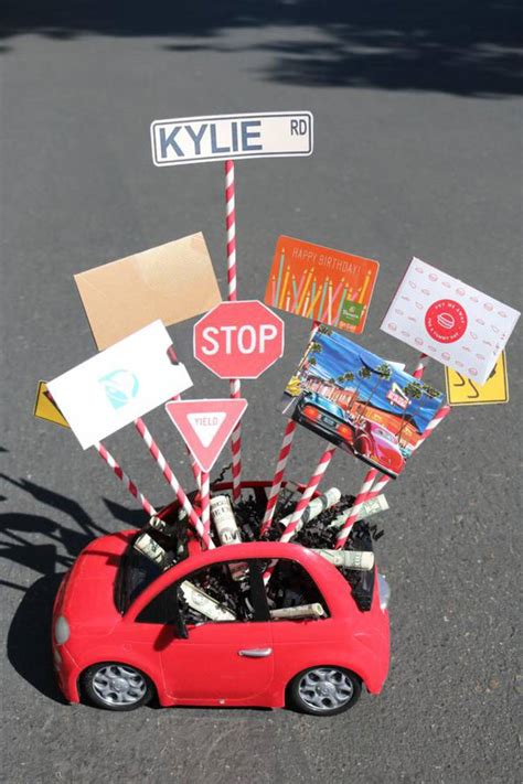 Maybe you would like to learn more about one of these? Gift Card Bouquet - DIY Gift Card Presentation Idea ...