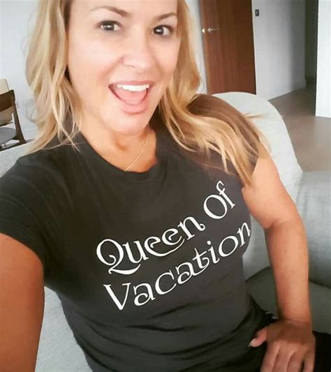 Instagram Anastacia Queenofvacation Huh Ok Strictlifiedstaycation Anastasia Singer