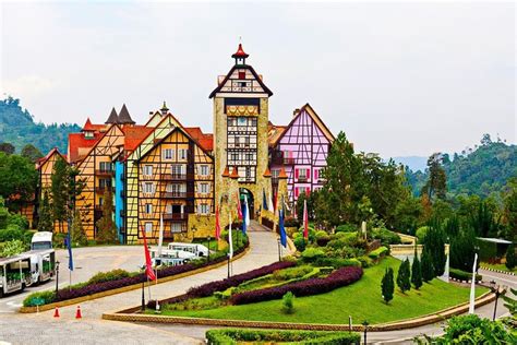 Over the years, the resort has somewhat become a funfair theme park to appeal to the kids but. Highlands Tour to Bukit Tinggi French Village and Genting ...