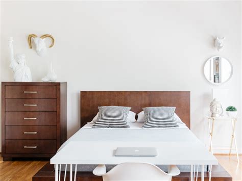 Minimalist Interior Design Ideas For Small Bedroom