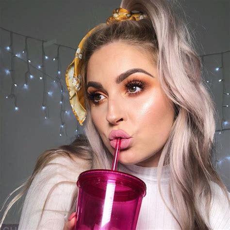 Ranking The Current Highest Paid Beauty Influencers Elle Australia