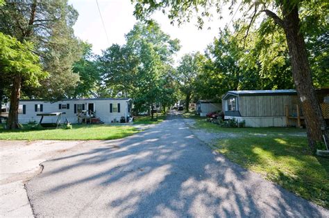 Maybe you would like to learn more about one of these? Walgreens Apartments - Clinton, TN | Apartments.com