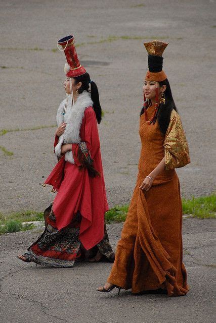 Mythodea Traditional Dresses Fashion Mongolia