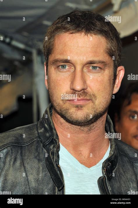 Gerard Butler Arrives For The Gala Premiere Of Burn After Reading At