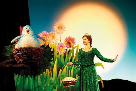 Amanda Holden As Princess Fiona In Shrek The Musical At Theatre Royal