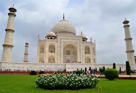India Has Plenty Of Monuments Which Are Amazing And Very Beautiful As