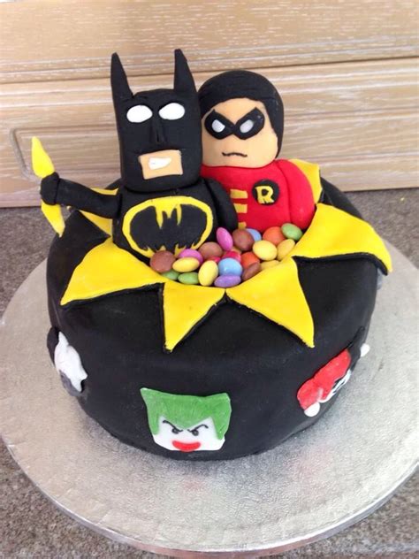 Batman And Robin Cake 2014 Cake Birthday Cake Desserts