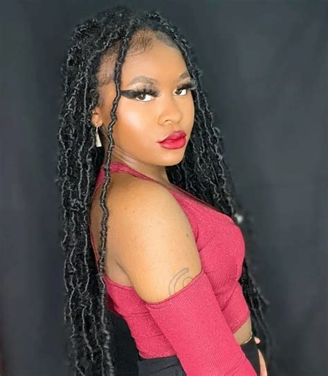 10 Showiest Emo Hairstyles For Black Women In 2023