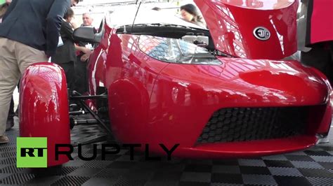 Usa Elio Motors Unveils P5 Prototype At Los Angeles Auto Show Elio