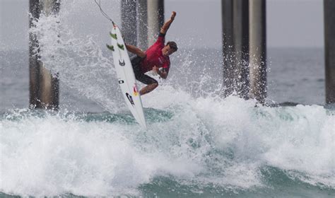 julian wilson wins the nike u s open of surfing the inertia