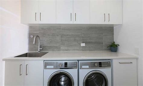 Whether you require a laundry design suitable for a large family or a smaller operation, we can guide you through all our custom laundry options to find the right solution for your lifestyle. Laundry Renovations Gold Coast - Nuspace Homes