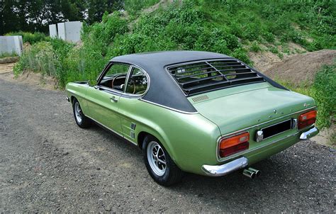 Green Ford Capri Mk1