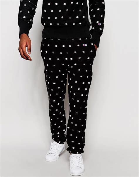 Accédez aux dernières tendances avec notre sélection pour femme, homme et enfant. Champion - Pantalon de jogging avec imprimé sur - CHAMPION ...