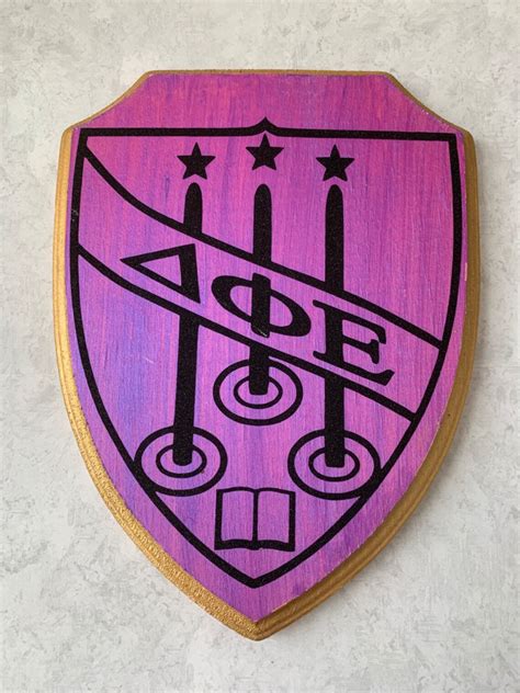 Delta Phi Epsilon Crest Greek Crest Sorority Crest Greek 