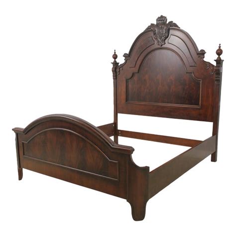 Henredon King Size Victorian Style Mahogany Bed Chairish