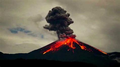 Erupción Del Volcán Sangay Ecuador Youtube