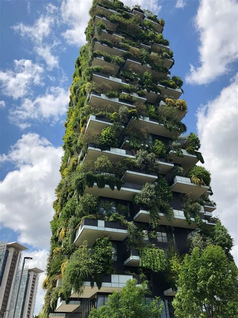 Bosco Verticale The Amazing Green Towers That Shaped The Center Of Milan