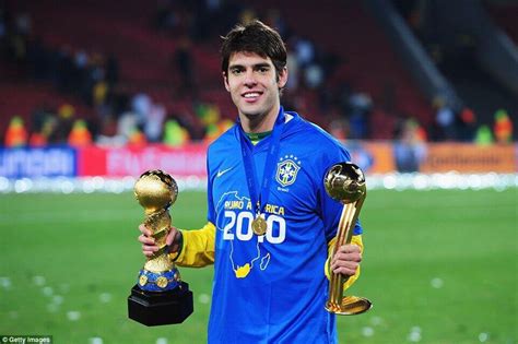 Ricardo izecson, famously known as kaká, is a brazilian football legend who played as an attacking midfielder before he retired in 2017. Football Legend, Kaka Announces Retirement From International Football - 360dopes