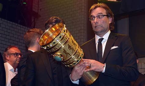 Liverpool fc team and transfer news. Liverpool news: Jurgen Klopp 'under pressure' to win first ...