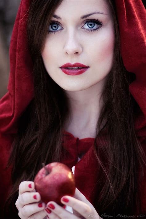 Pin By Kaitlyn Scalf On Photography Red Riding Hood Cosplay Little
