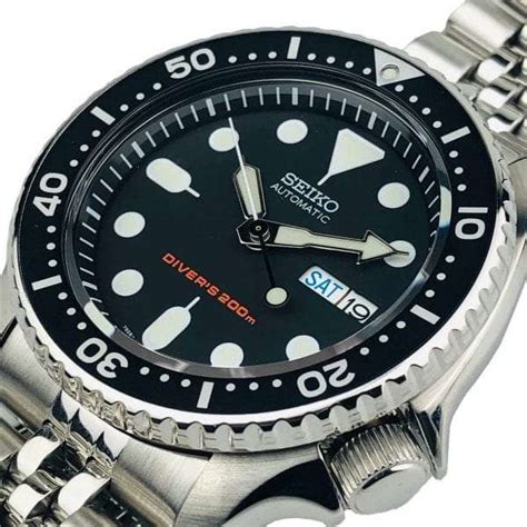 Seiko Divers 200m Automatic Black Dial Stainless Steel Watch Skx007k2