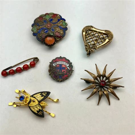 Sold Price Victorian Small Vintage Pins February 1 0120 630 Pm Est