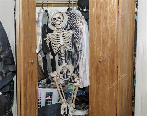 Delia deetz (played by elizabeth hanna ). Skeleton sitting in the wardrobe-closet, wearing a white ...
